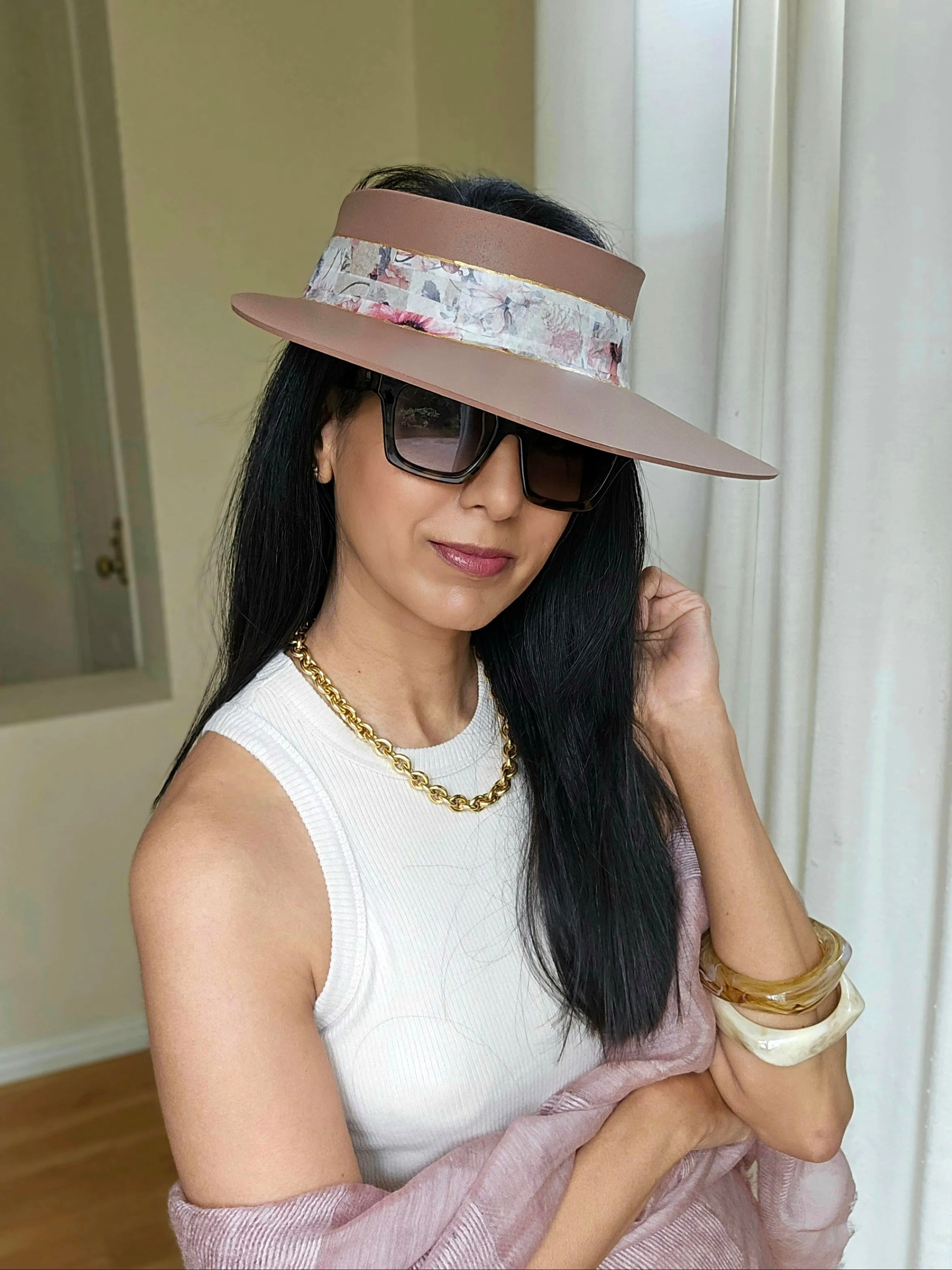 Brown "LadyEVA" Visor Hat with Pink Floral Band