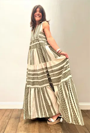D SL Long Dress in Khaki, White
