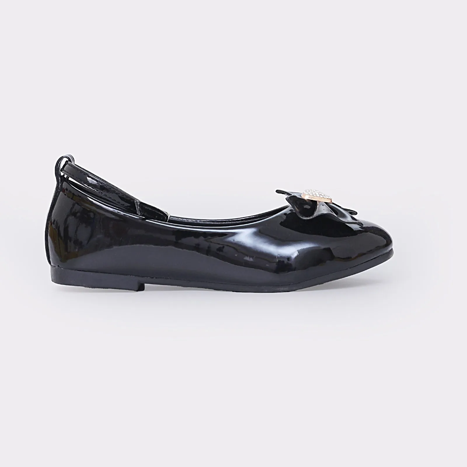 Flashy pumps for girls